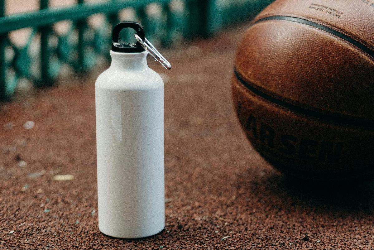 Choosing the Right Water Bottle: Your Guide to Hydration on the Go