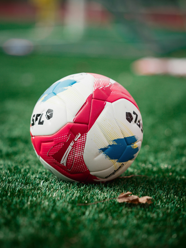 Balls (Football)